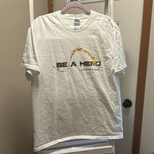 $5 when bundled - NWOT Be A Hero Kids Wish Network unisex T